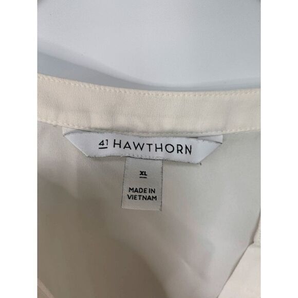 41 Hawthorn V Neck Sleeveless Top - Picture 9 of 9